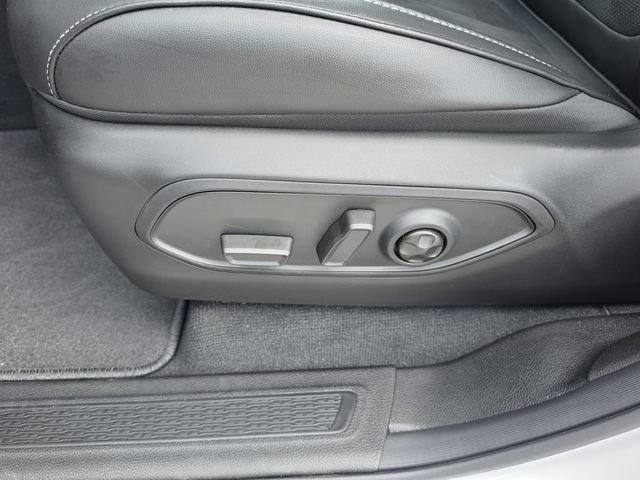 New 2027 Jeep Grand Cherokee Altitude AWD/4WD image 25