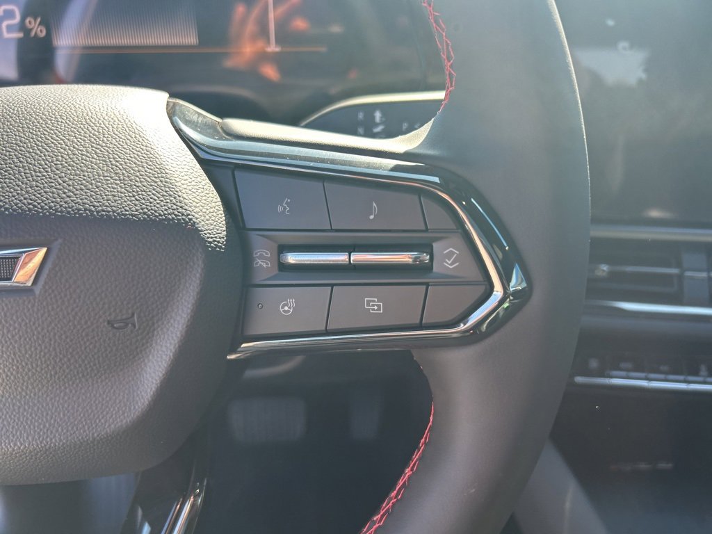 Used 2025 Chevrolet Equinox EV RS image 21