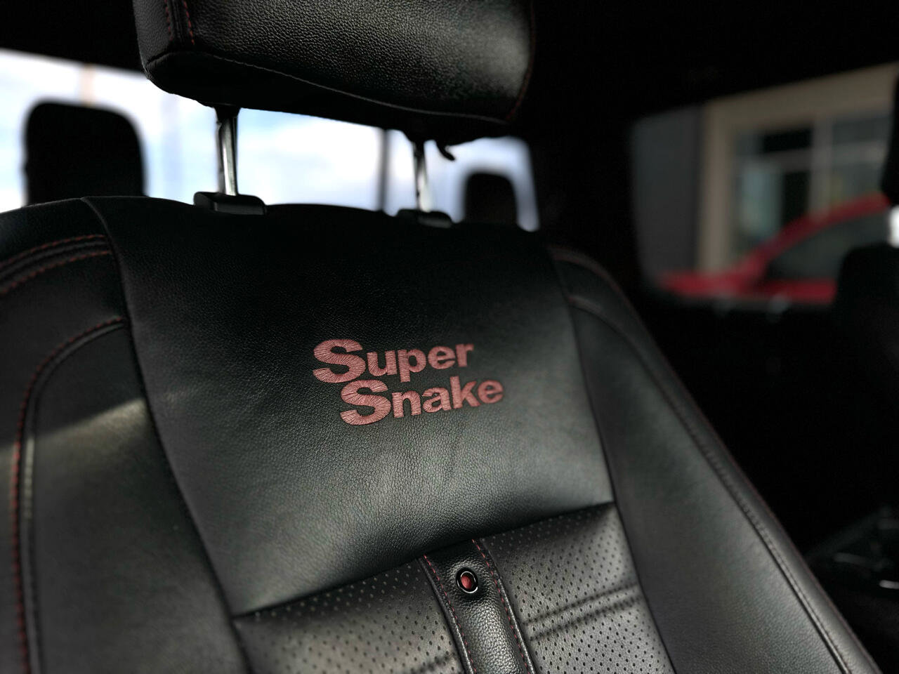 Used 2019 Ford F150 Lariat w/ Equipment Group 502A Luxury image 13