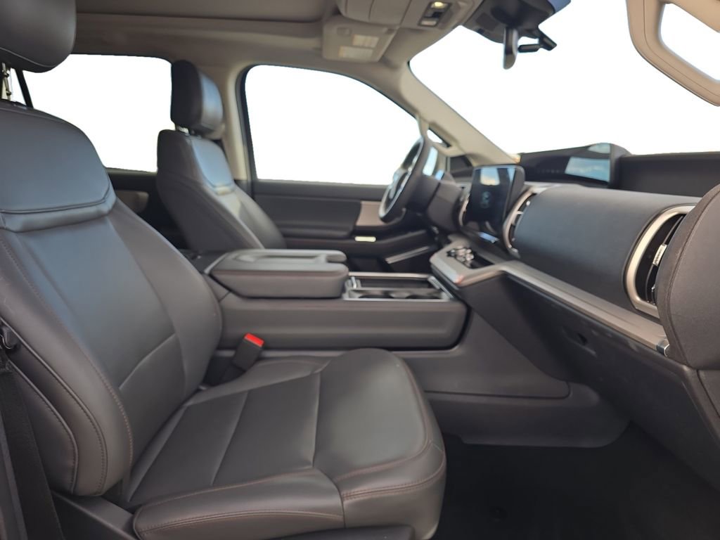 Used 2025 Ford Expedition Max Active image 17