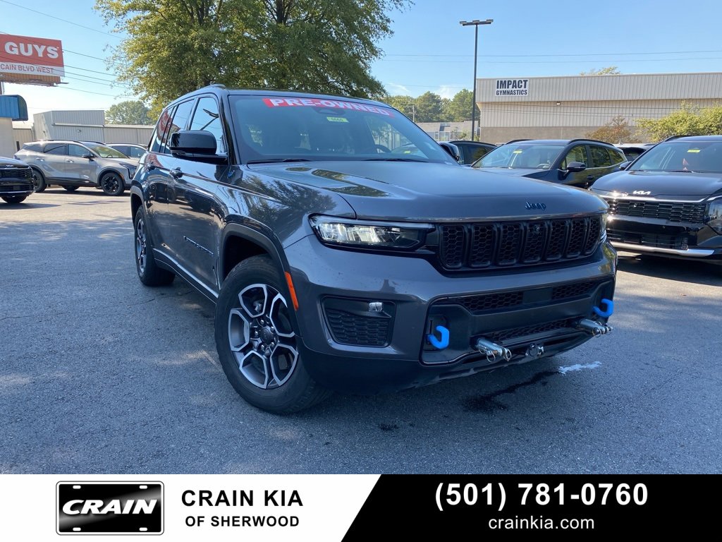Used 2022 Jeep Grand Cherokee Trailhawk image 1