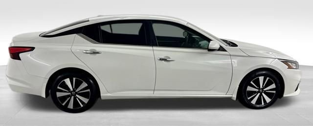 Used 2022 Nissan Altima 2.5 SV image 10