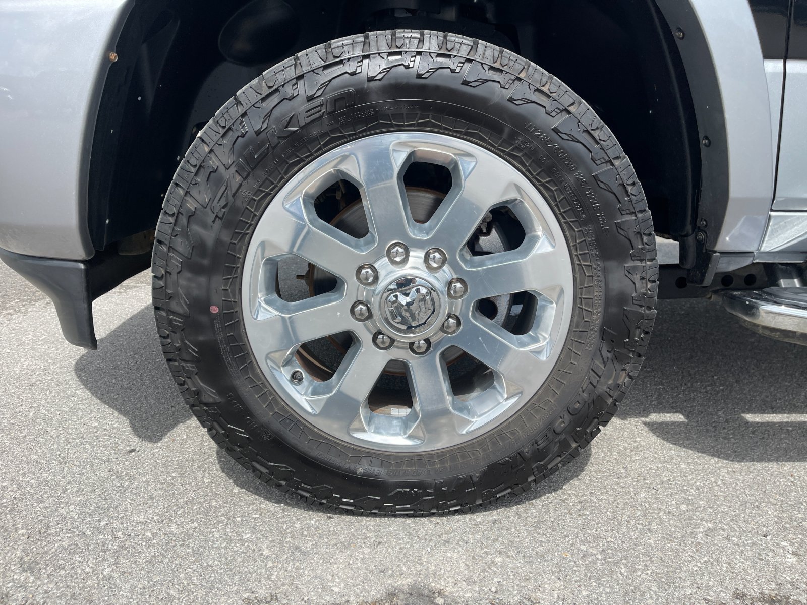 Used 2020 RAM 2500 Laramie AWD/4WD image 32