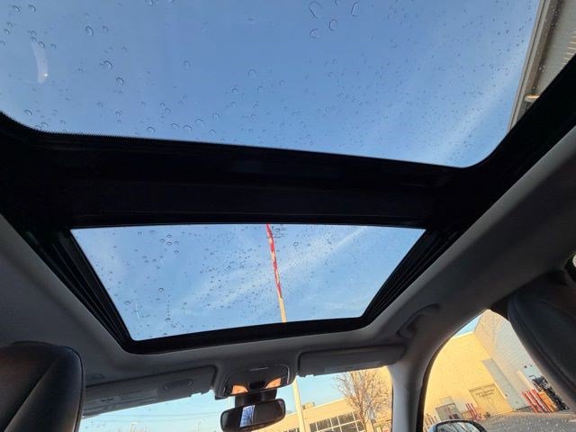 Used 2019 Jeep Cherokee Limited w/ Luxury Group image 19