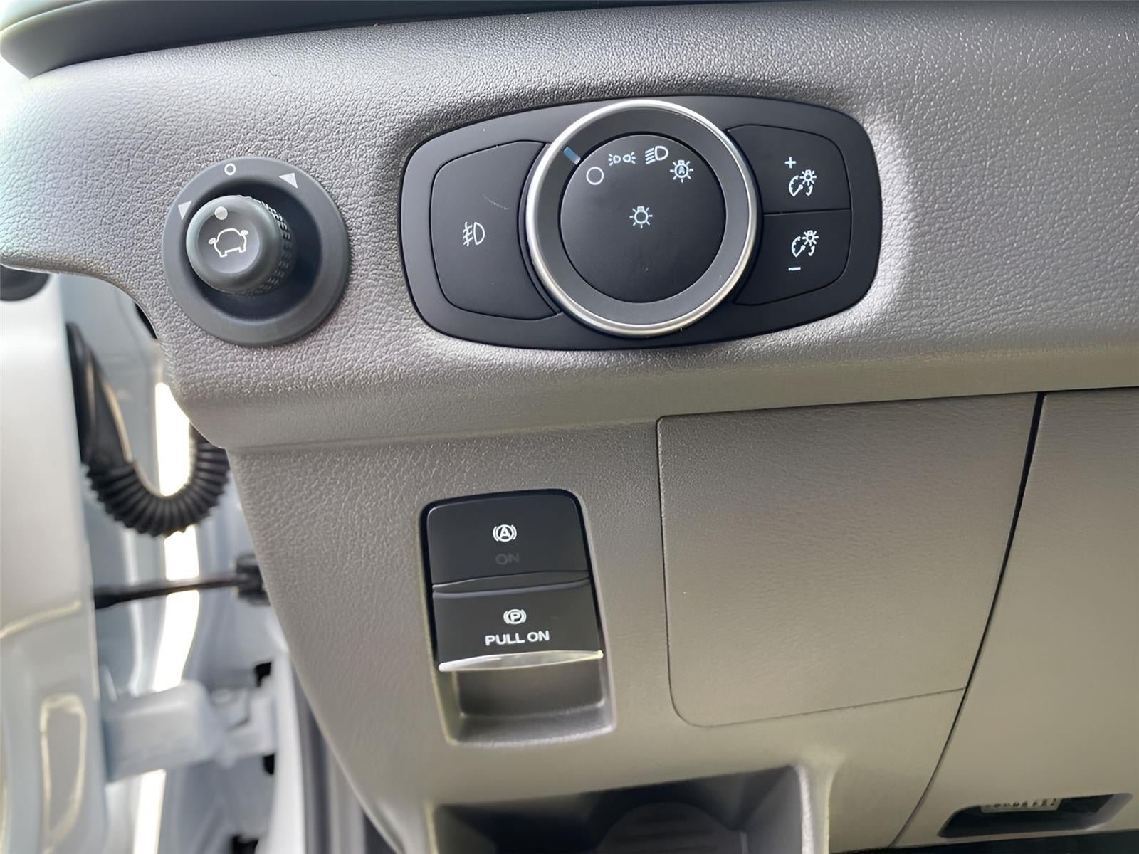 New 2025 Ford Transit 150 Low Roof RWD image 33