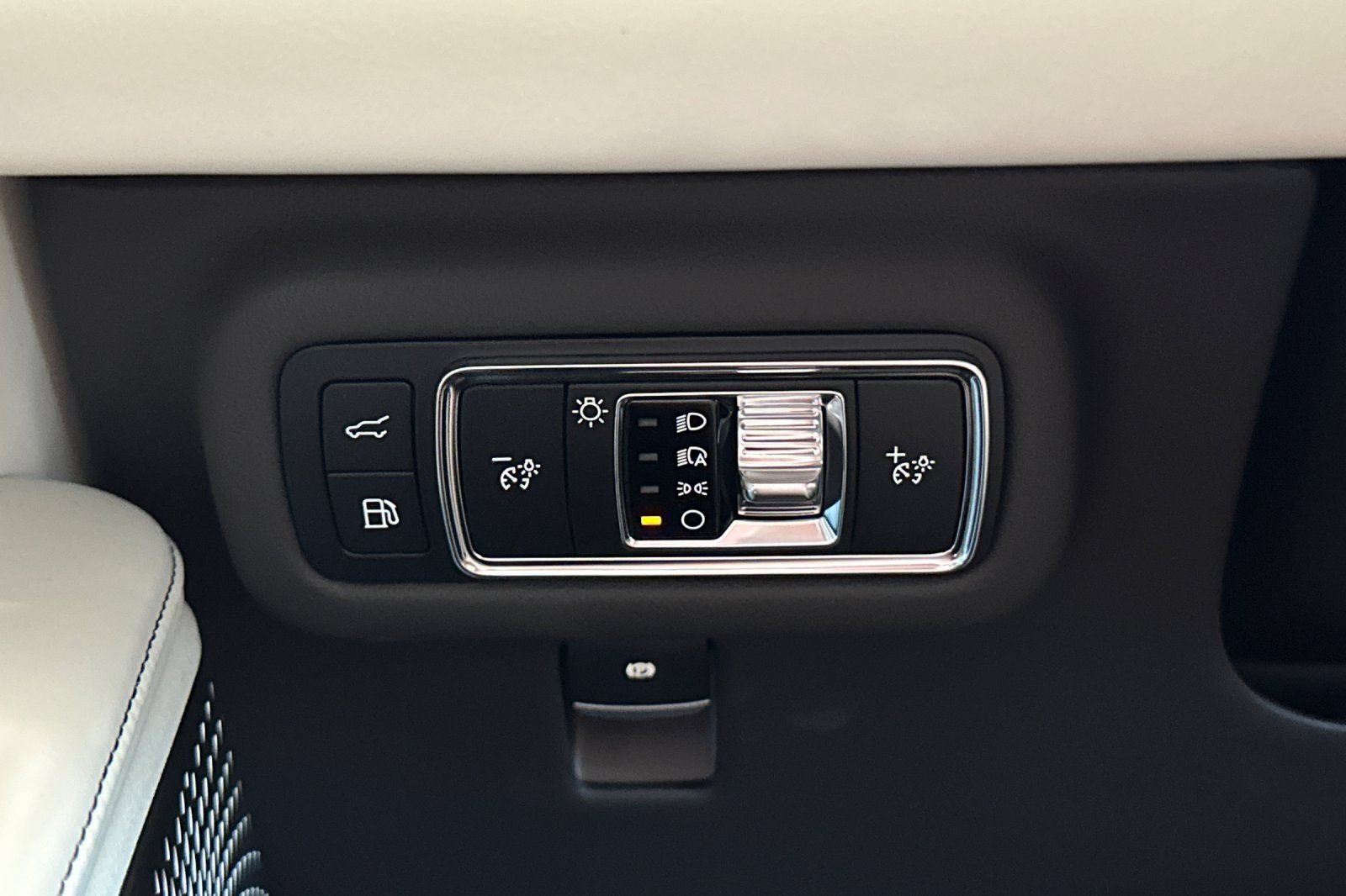 New 2026 Lincoln Nautilus Black Label w/ Jet Appearance Package AWD/4WD image 27