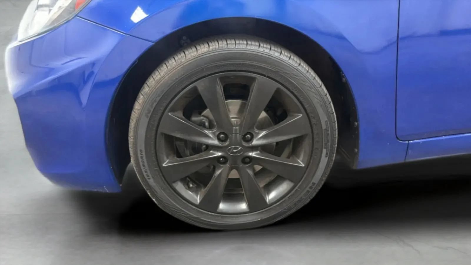 Used 2012 Hyundai Accent GLS w/ Premium Pkg 3 FWD image 26