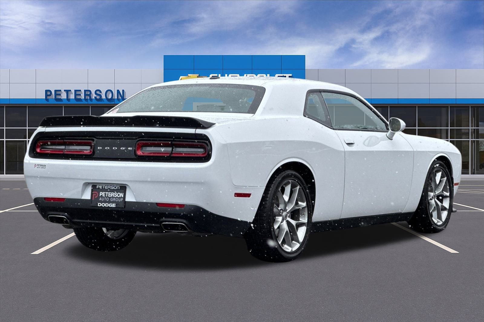Used 2023 Dodge Challenger GT image 4