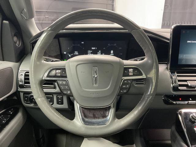 Used 2019 Lincoln Navigator L Reserve AWD/4WD image 19