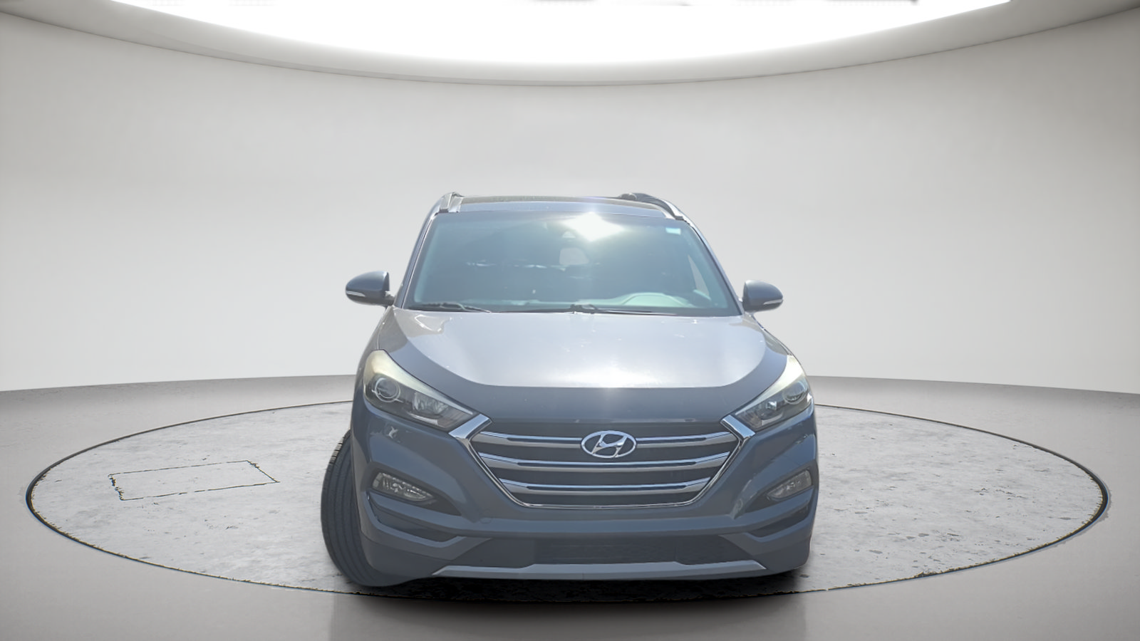 Used 2017 Hyundai Tucson Limited w/ Limited Ultimate Package 03 FWD image 2