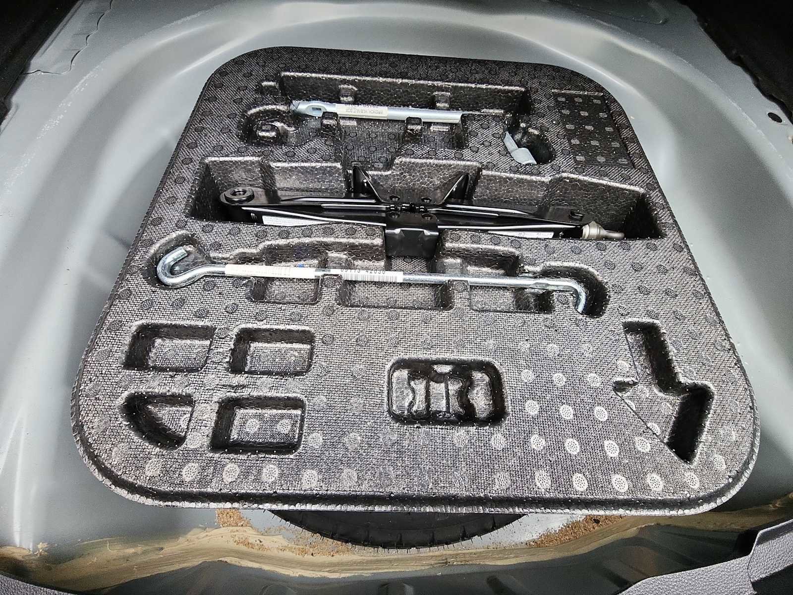 Used 2023 Toyota Corolla LE image 24