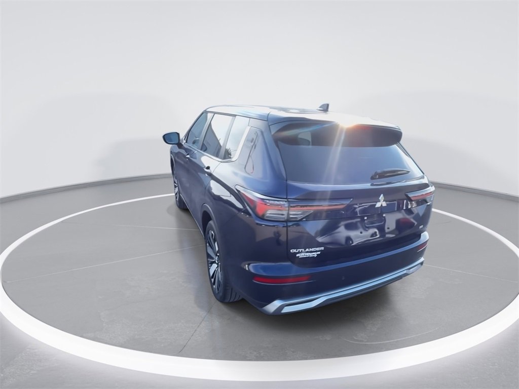 New 2025 Mitsubishi Outlander SE image 7