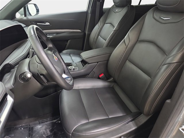 Certified 2025 Cadillac XT4 Premium Luxury image 12