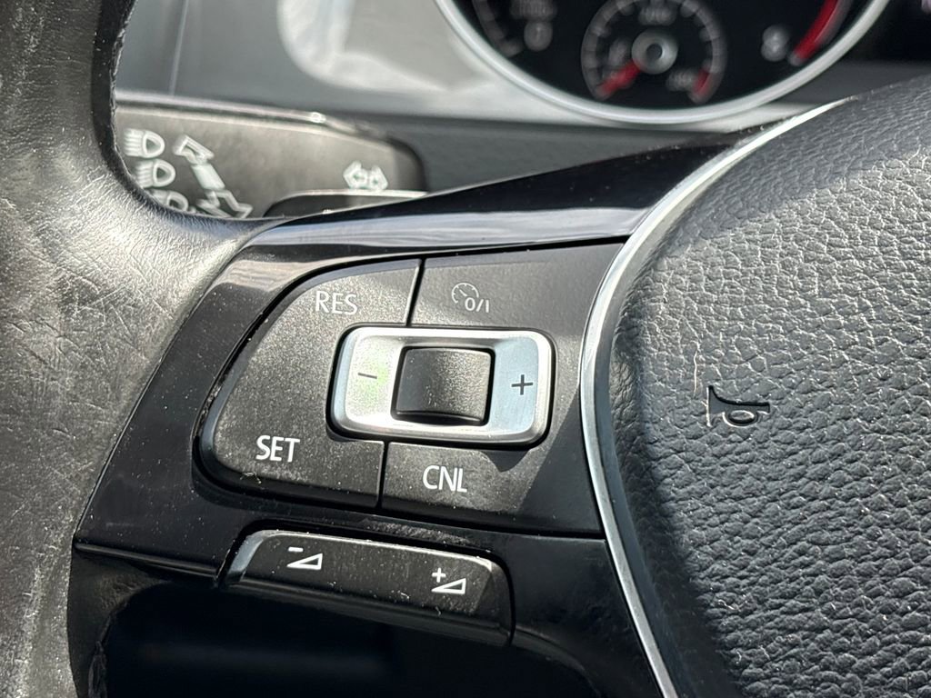 Used 2017 Volkswagen Golf Alltrack SEL AWD/4WD image 21