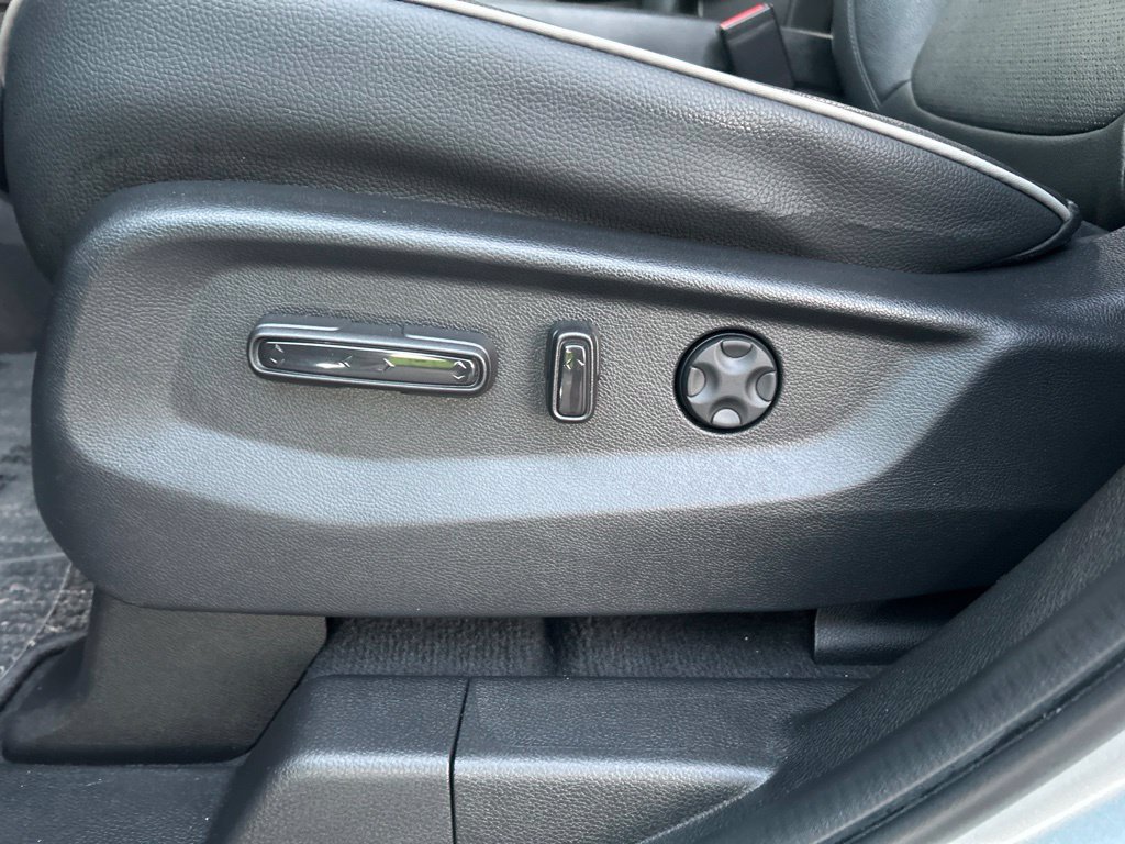 Used 2025 Honda Odyssey Elite image 14