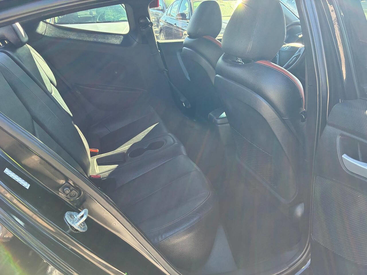 Used 2017 Hyundai Veloster Turbo w/ Tech Package 02 image 8