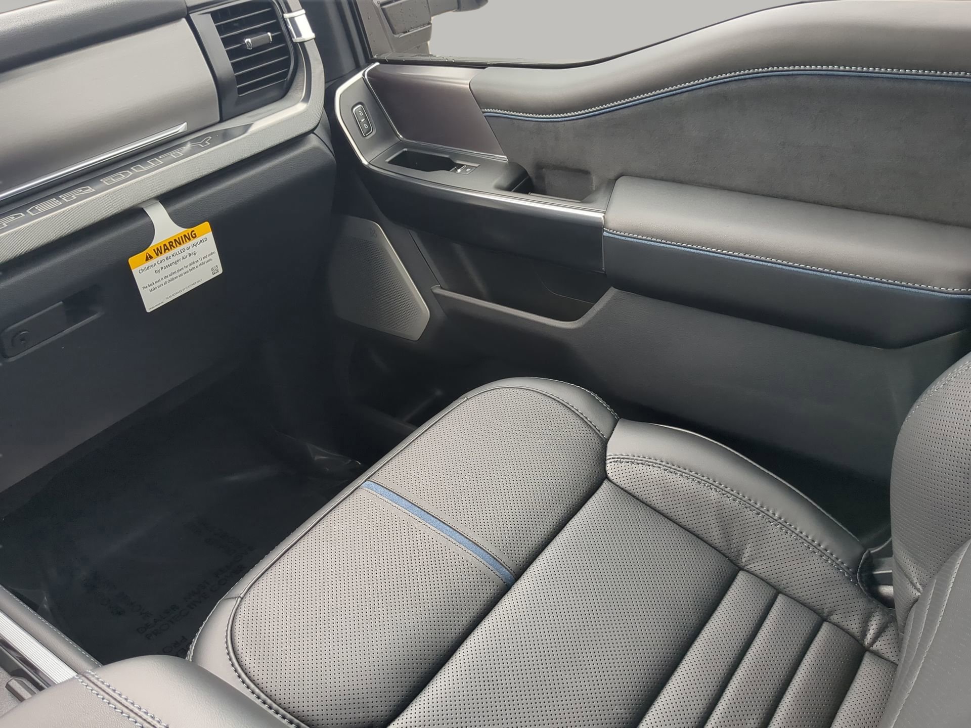 New 2026 Ford F250 Platinum w/ Tremor Off-Road Package image 48