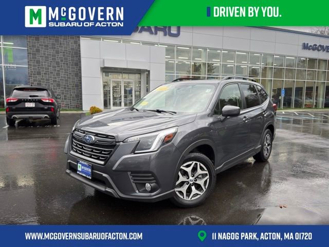 Used 2023 Subaru Forester Premium image 1