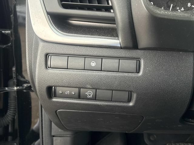 Used 2023 Nissan Rogue SV FWD image 25