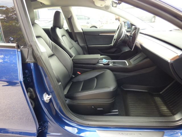 Used 2023 Tesla Model 3 Standard Range RWD image 13
