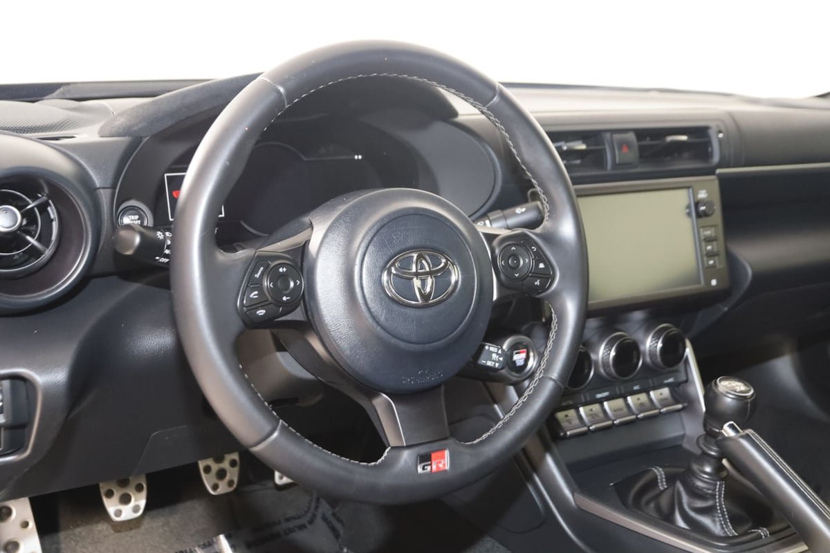 Used 2024 Toyota GR86 Premium RWD image 6