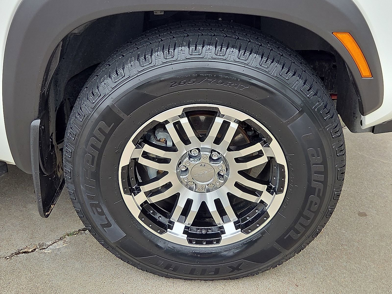 Used 2023 Nissan Frontier PRO-4X w/ Technology Package AWD/4WD image 7