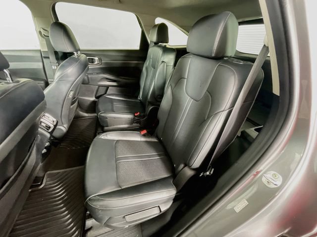 Used 2021 Kia Sorento EX FWD image 25