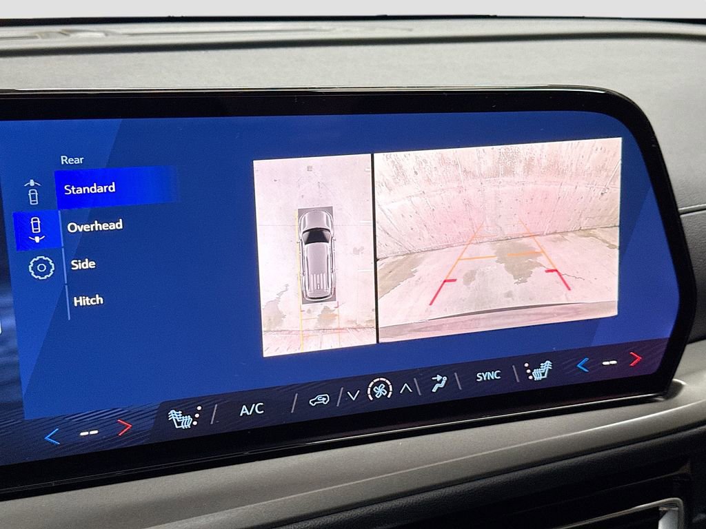 New 2026 Chevrolet Traverse LT w/ Driver Confidence Package image 14