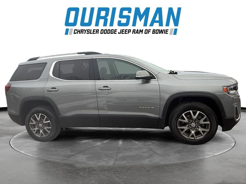 Used 2023 GMC Acadia SLE w/ Driver Convenience Package image 2