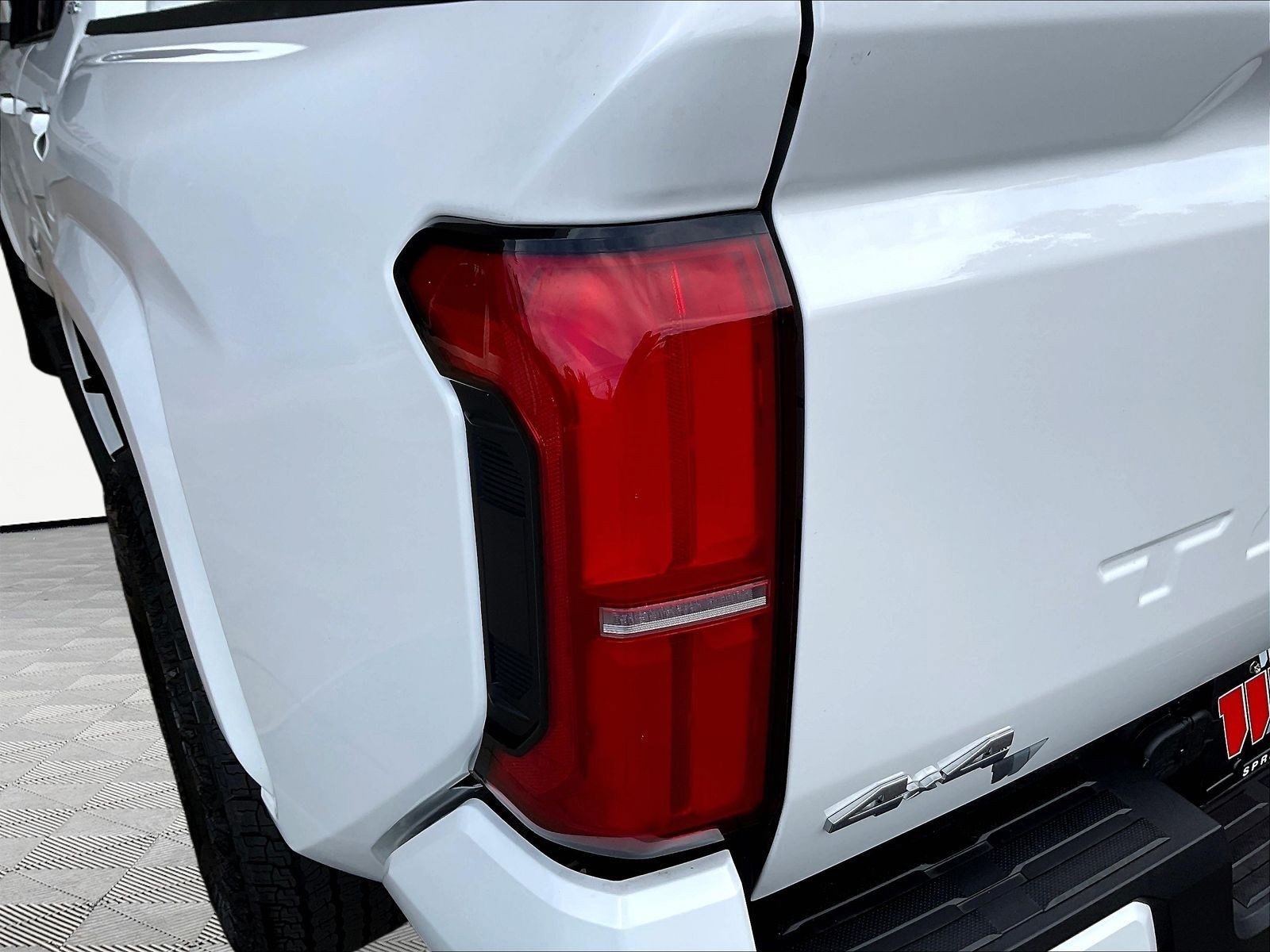 Used 2026 Toyota Tacoma SR5 AWD/4WD image 23