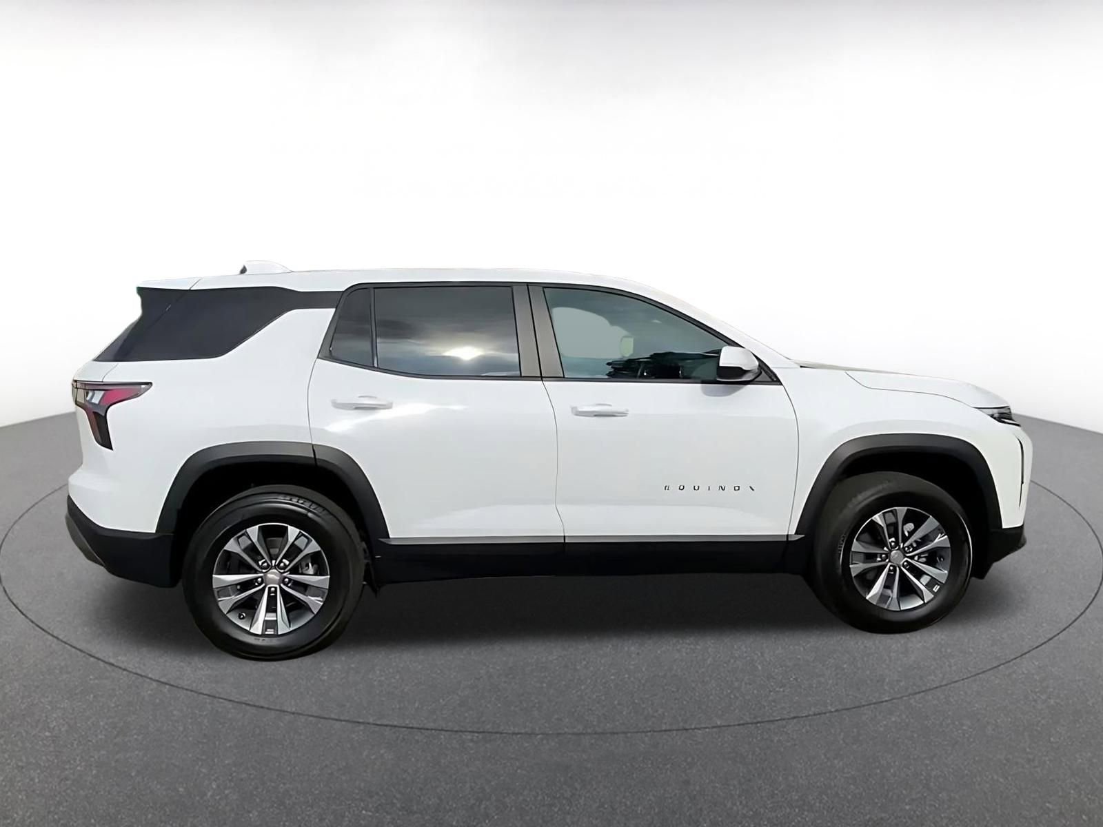 Used 2025 Chevrolet Equinox LT image 16