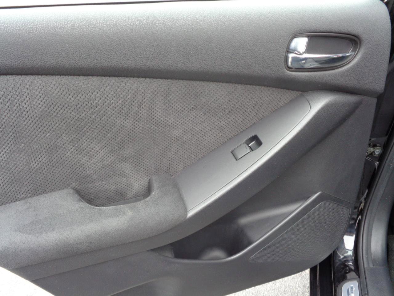 Used 2009 Nissan Altima 2.5 S FWD image 23