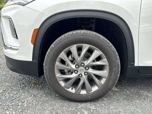 New 2026 Buick Enclave Preferred w/ LPO, Floor Liner Package image 33