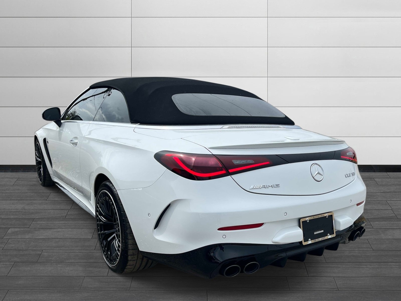 Used 2025 Mercedes-Benz CLE 53 AMG 4MATIC Cabriolet image 5