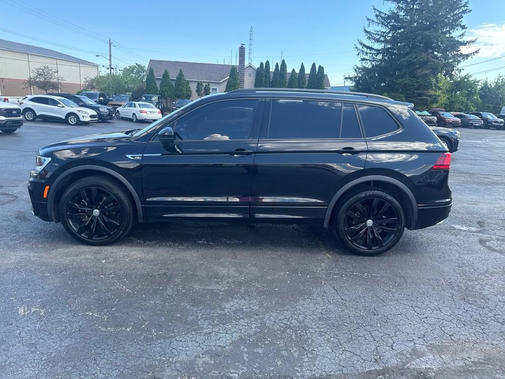 Used 2021 Volkswagen Tiguan SE R-Line AWD/4WD image 6
