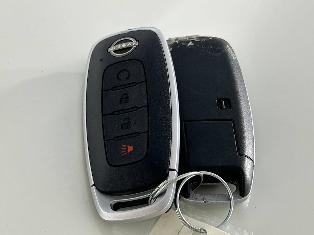 Used 2023 Nissan Pathfinder SV AWD/4WD image 35