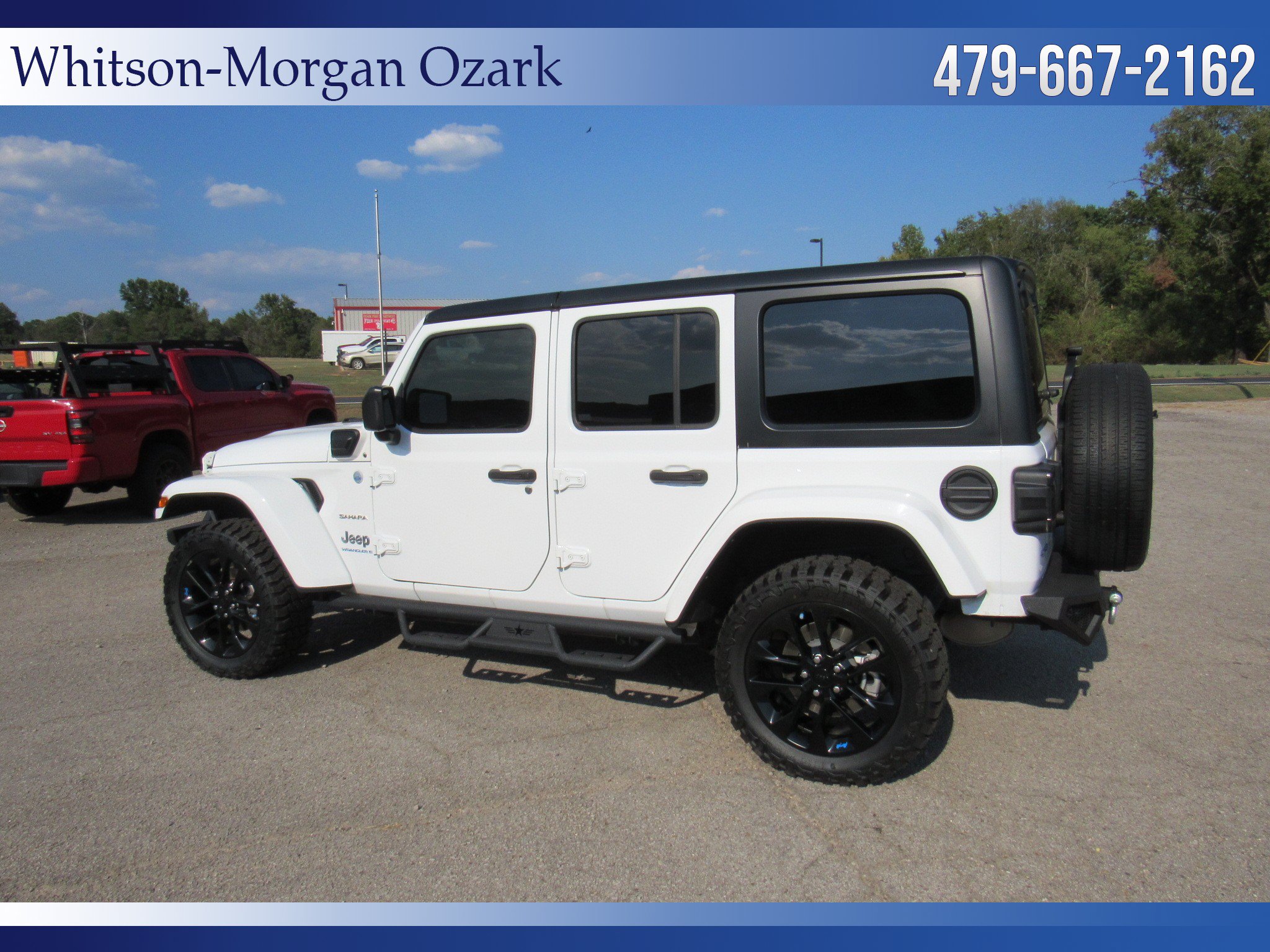 Used 2023 Jeep Wrangler Unlimited Sahara AWD/4WD image 10