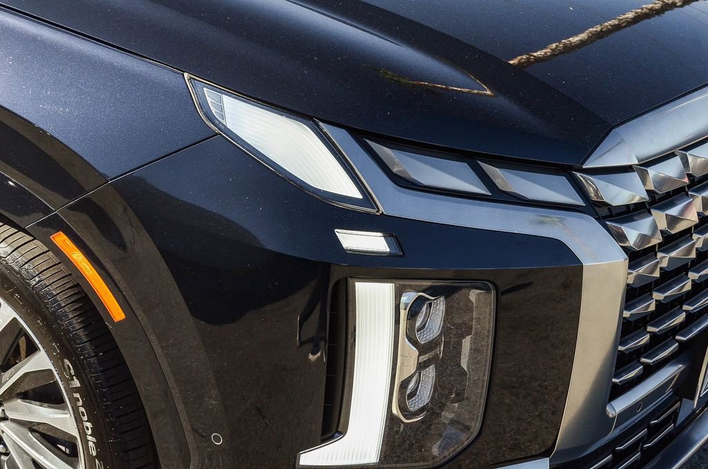 Used 2023 Hyundai Palisade Calligraphy image 10