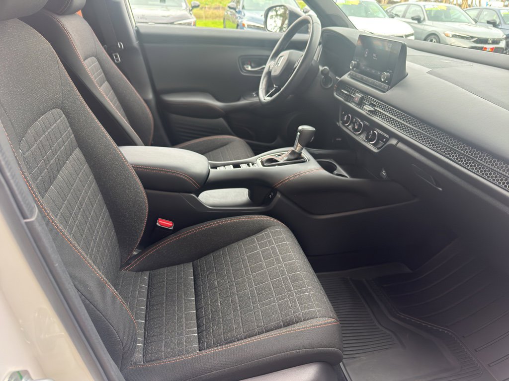 Used 2024 Honda HR-V Sport image 18