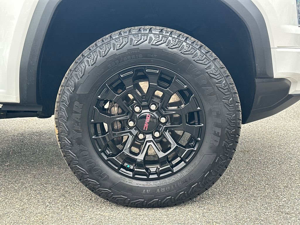 Certified 2026 GMC Canyon Elevation w/ Convenience Package RWD image 12