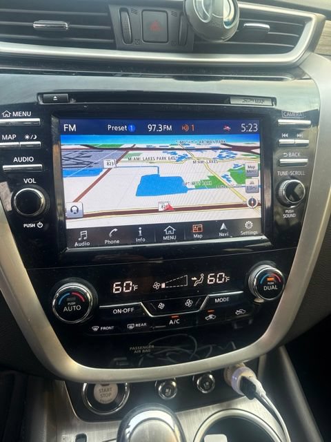 Used 2017 Nissan Murano Platinum w/ Platinum Technology Package FWD image 14