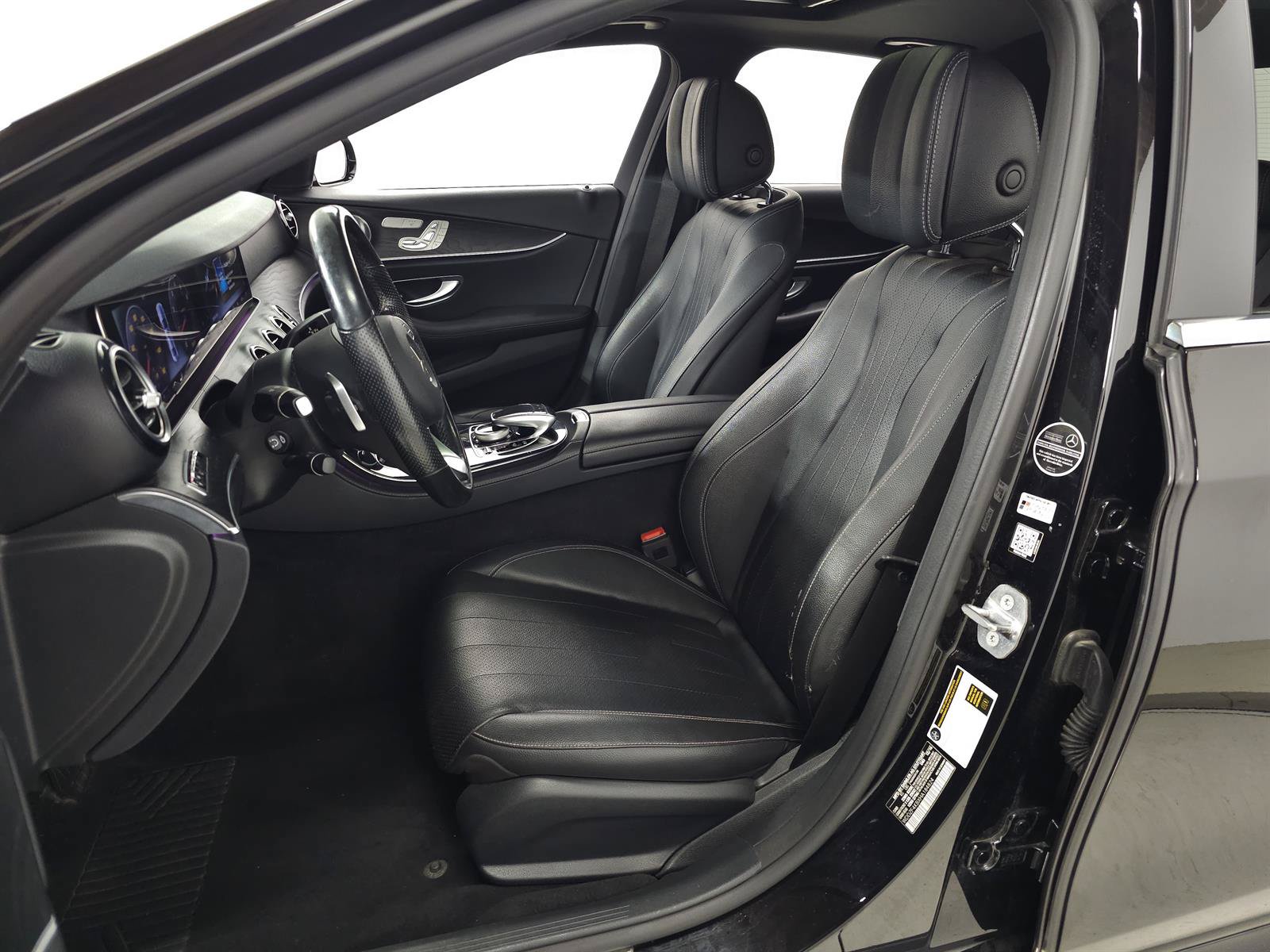 Used 2017 Mercedes-Benz E 300 4MATIC image 16