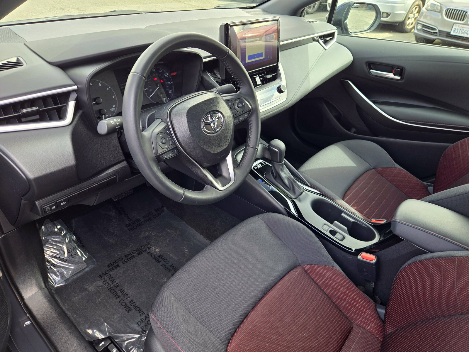 Used 2025 Toyota Corolla SE FWD image 10