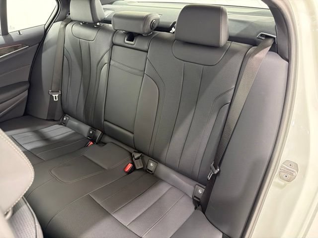 Certified 2023 BMW 530i xDrive w/ Convenience Package AWD/4WD image 16