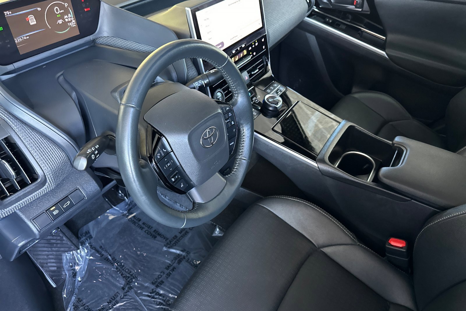 Used 2024 Toyota bZ4X Limited image 10