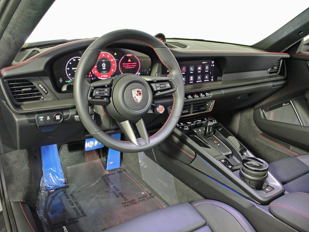 Used 2025 Porsche 911 Carrera 4 GTS image 4