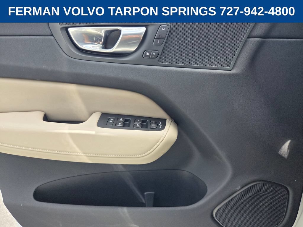 New 2026 Volvo XC60 B5 Plus w/ Protection Package Premier AWD/4WD image 23