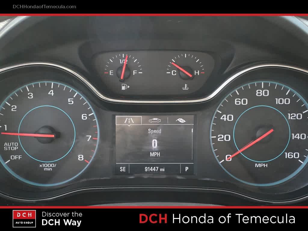 Used 2017 Chevrolet Cruze LS FWD image 10