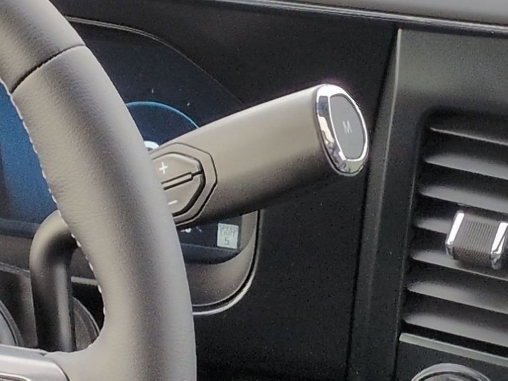 Used 2026 Ford F350 Lariat w/ Tremor Off-Road Package image 17