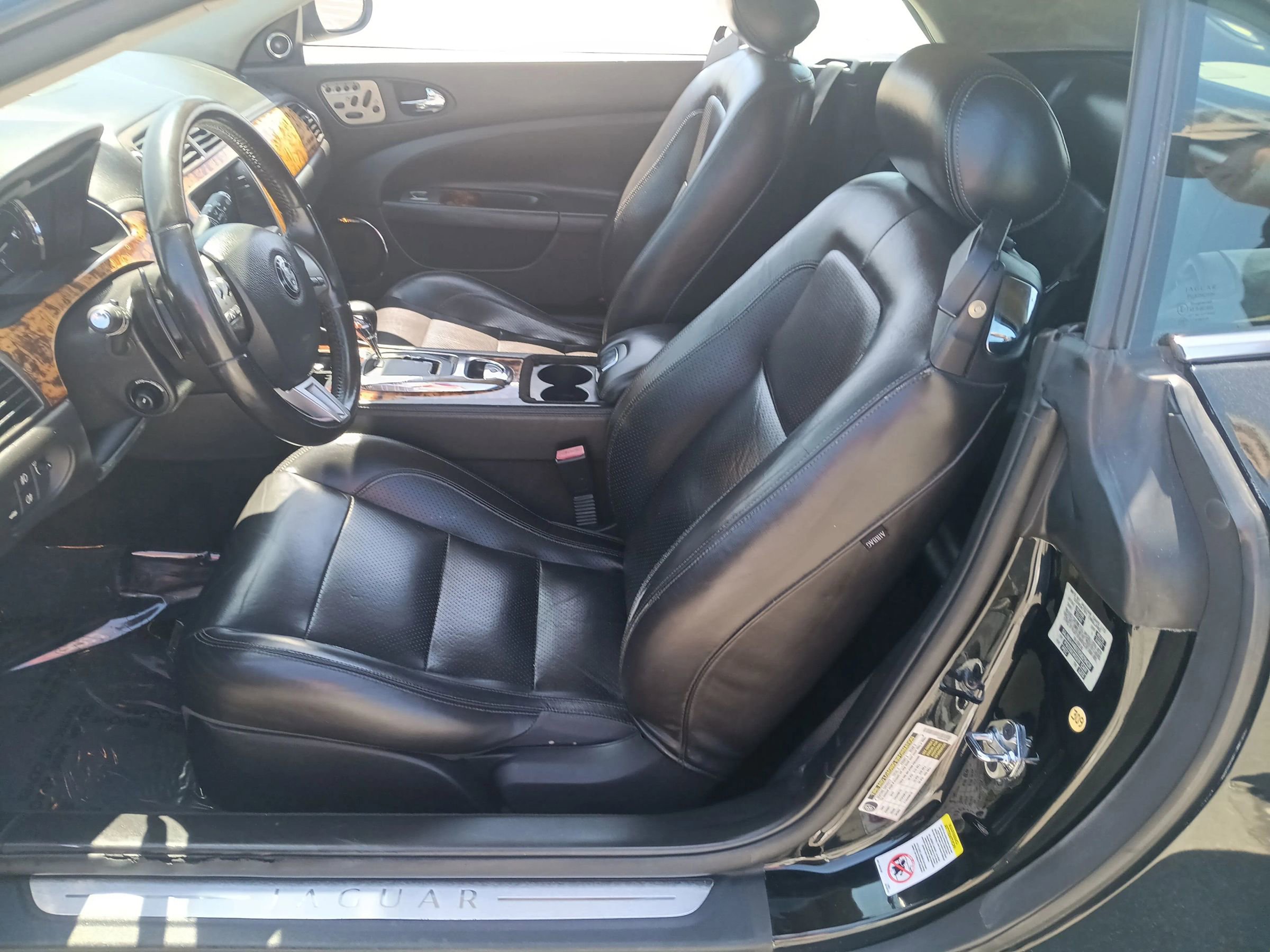 Used 2009 Jaguar XK Convertible image 19